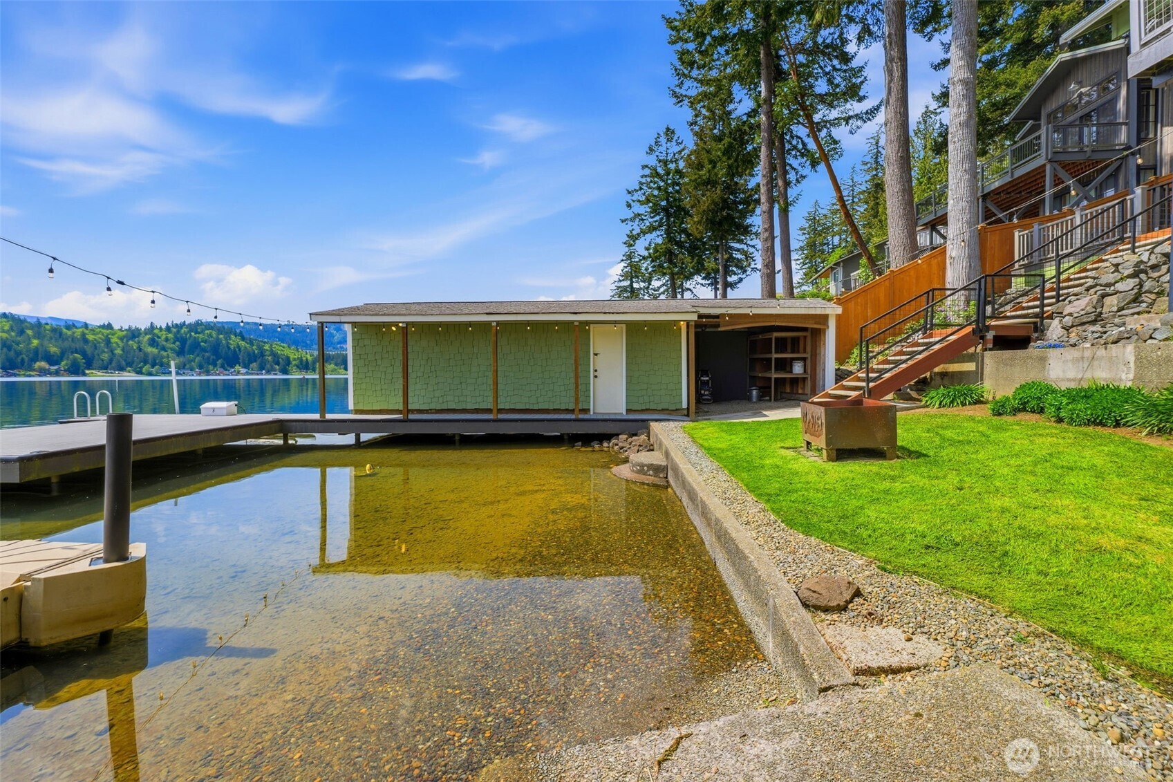 2227 Summit Lake Shore Road NW
