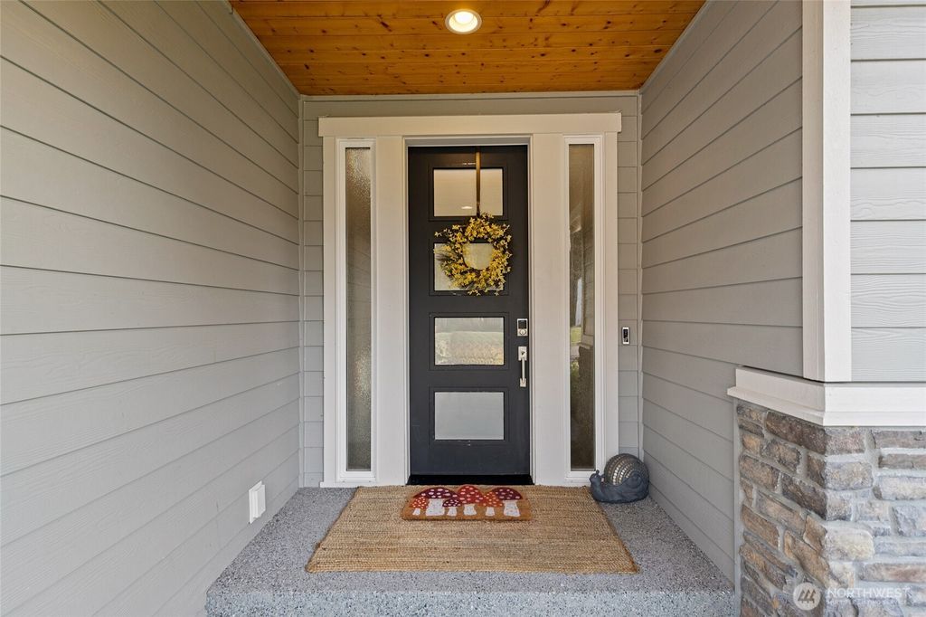 Photo of 11714 137th Drive NE, Lake Stevens, WA 98258 (MLS # 2376949)