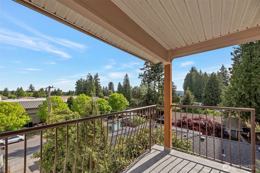 Photo of 12050 15th Avenue NE #404, Seattle, WA 98125 (MLS # 2370652)