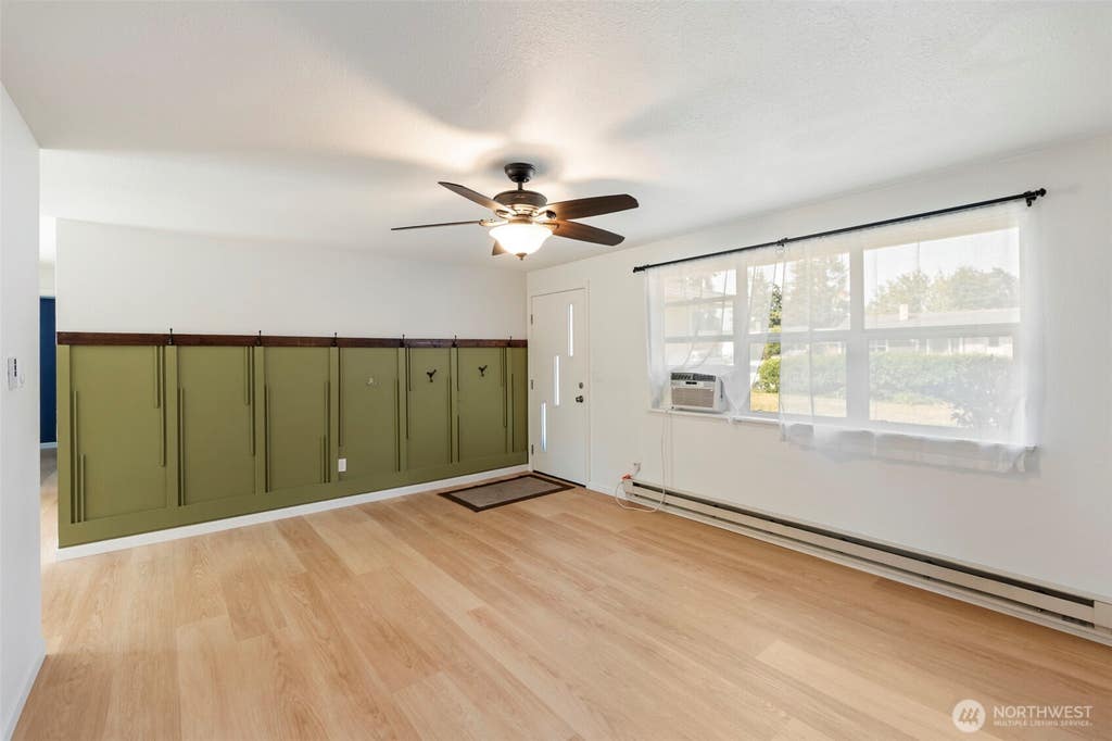 Photo of 8825 Quinault Drive NE, Olympia, WA 98516 (MLS # 2575073)