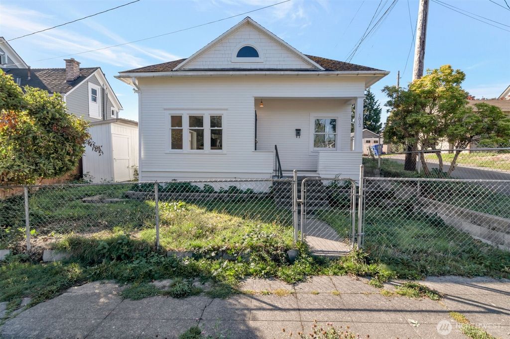 Photo of 1812 22nd Street, Everett, WA 98201 (MLS # 2435838)