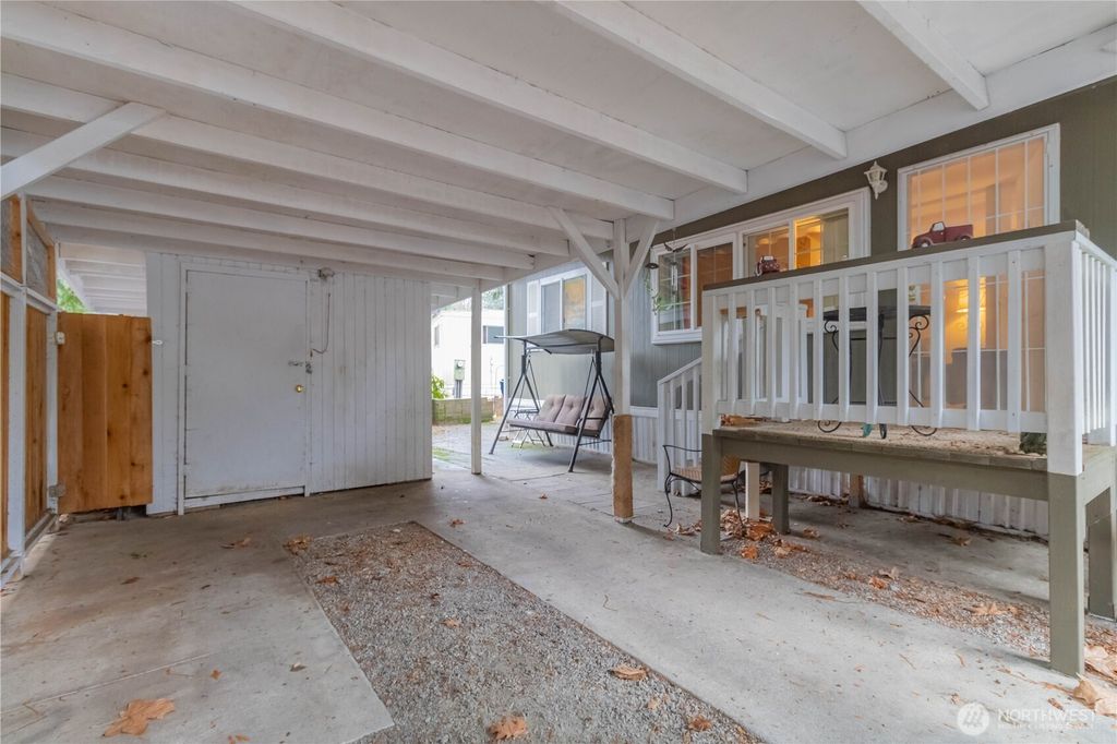 Photo of 900 29th Street SE #D-11, Auburn, WA 98002 (MLS # 2457575)