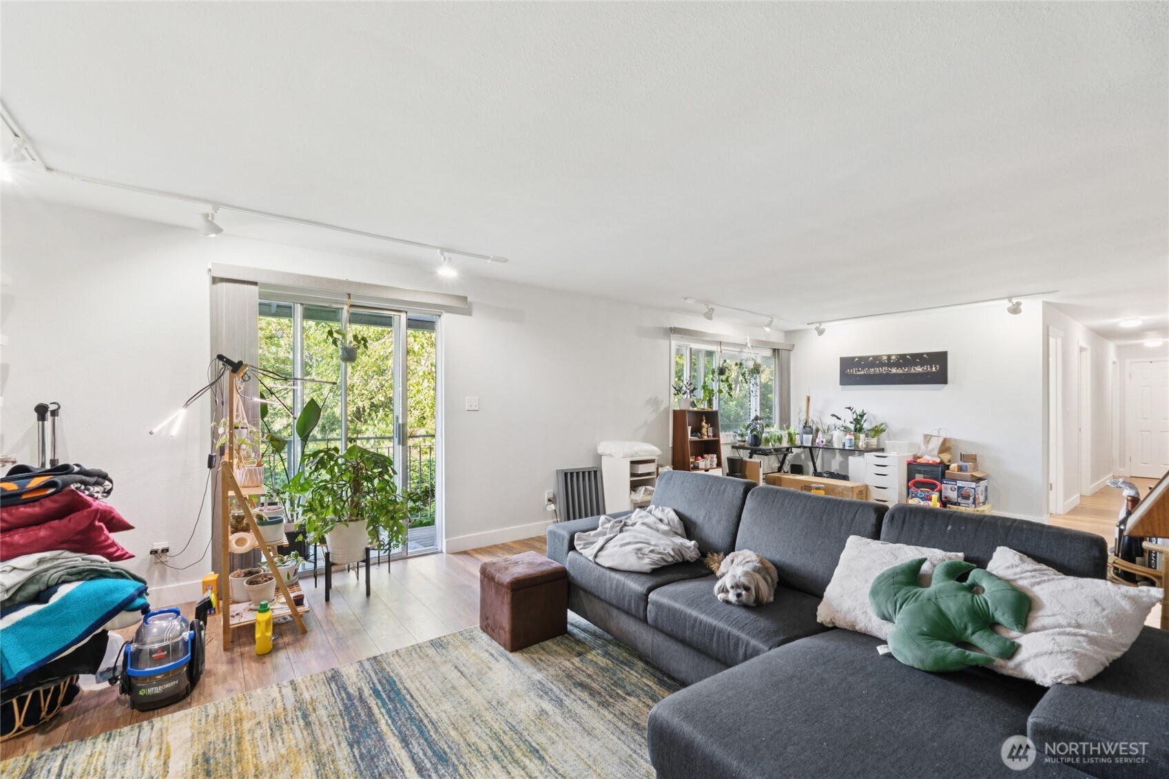 2305 S 116th Place