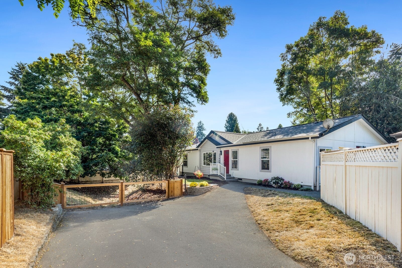 17404 10th Avenue NE 17408