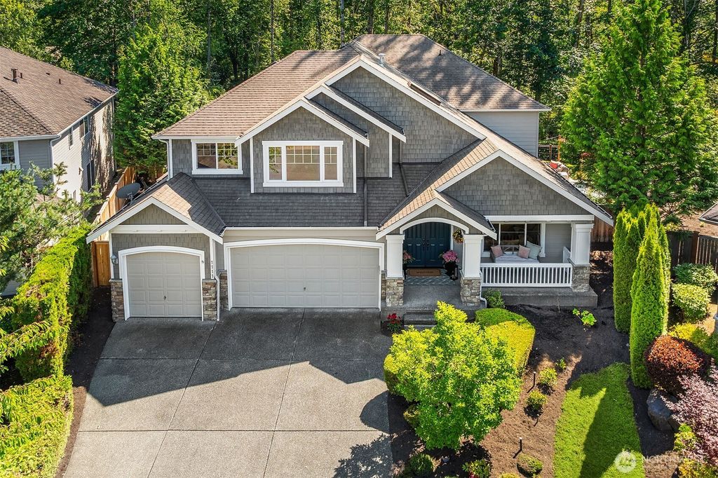 Photo of 1111 272 Place SE, Sammamish, WA 98075 (MLS # 2429158)