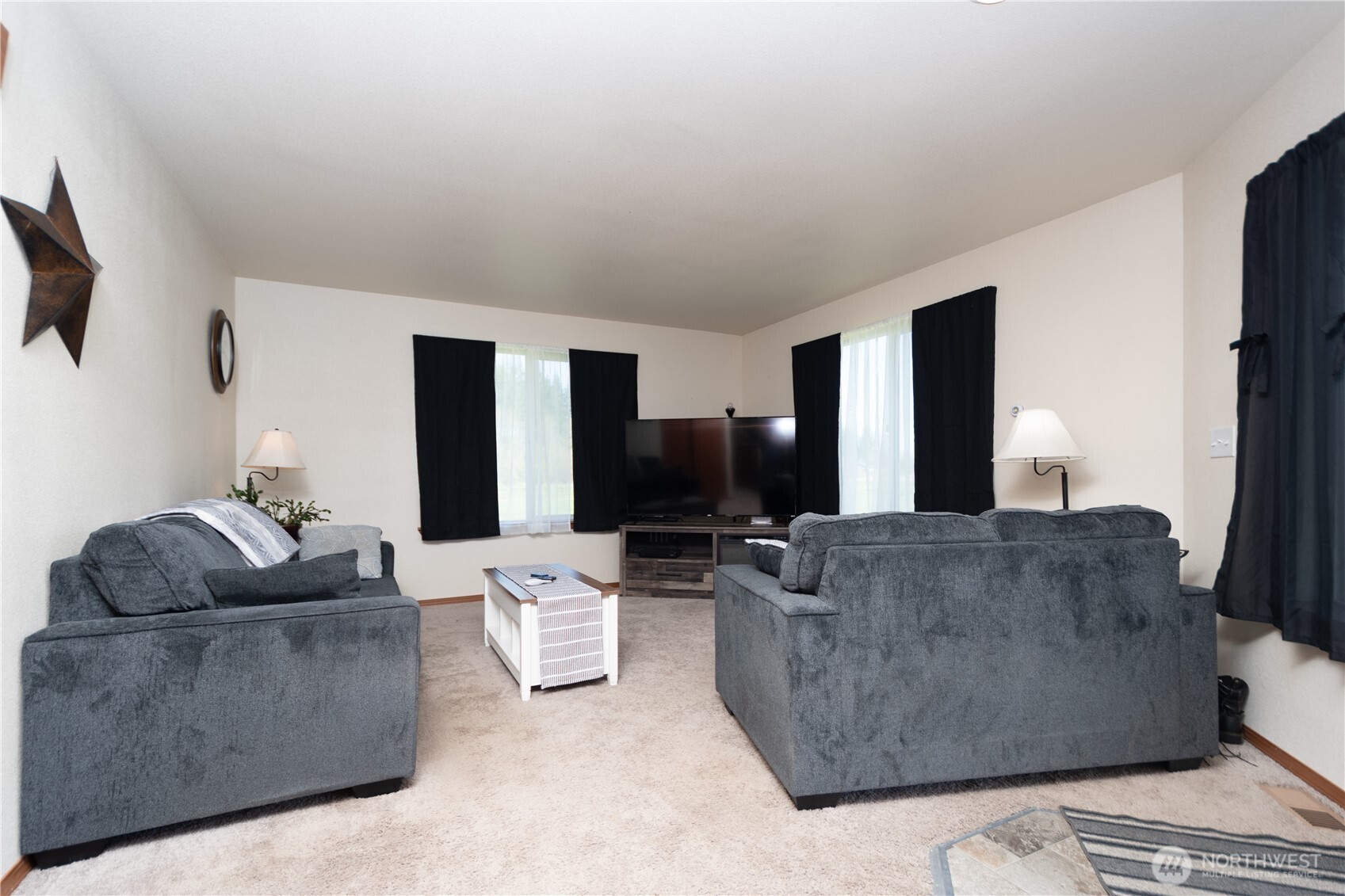 719 N Military Road