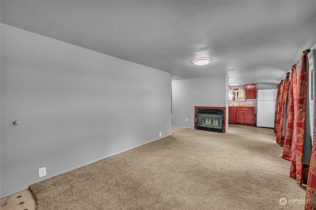 Photo of 15654 42nd Avenue S, Tukwila, WA 98188 (MLS # 2140785)