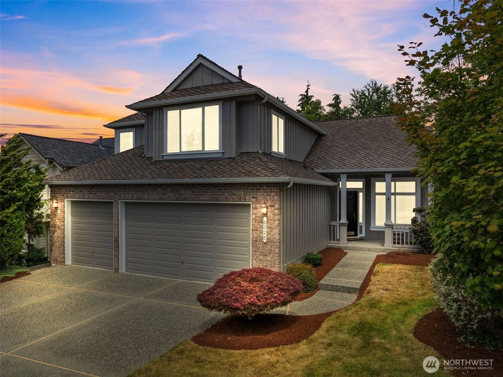 Photo of 6025 Championship Circle, Mukilteo, WA 98275 (MLS # 2375932)