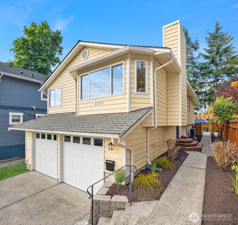 Photo of 6723 Dibble Avenue NW, Seattle, WA 98117 (MLS # 2585852)