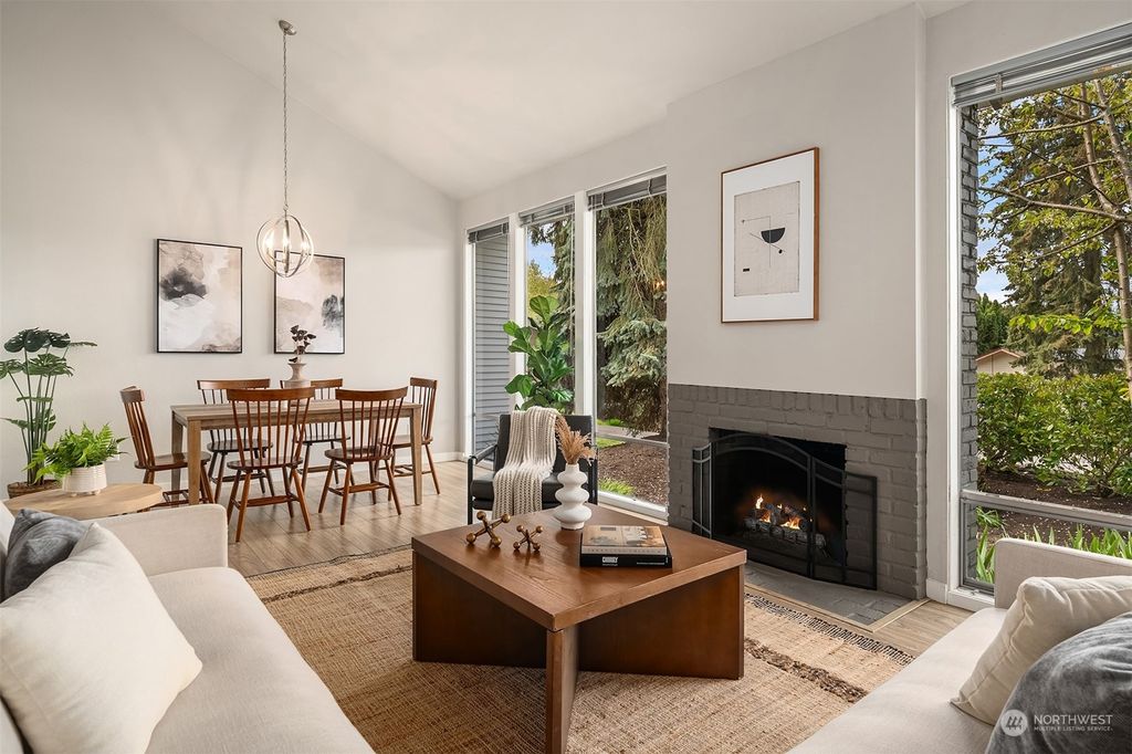 Photo of 13741 SE 23rd Lane, Bellevue, WA 98005 (MLS # 2219833)