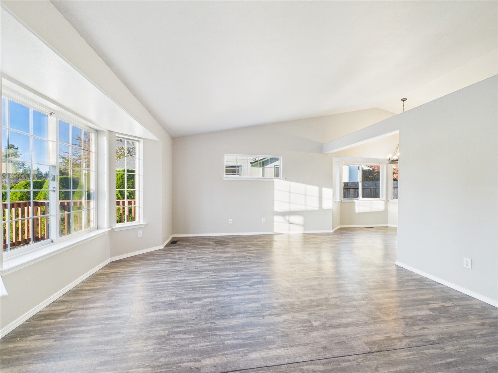 17431 Highland View Drive