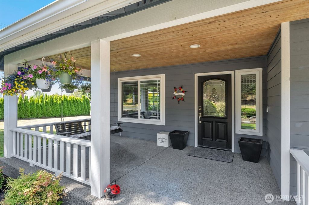 Photo of 9124 44th Avenue W, Mukilteo, WA 98275 (MLS # 2484152)