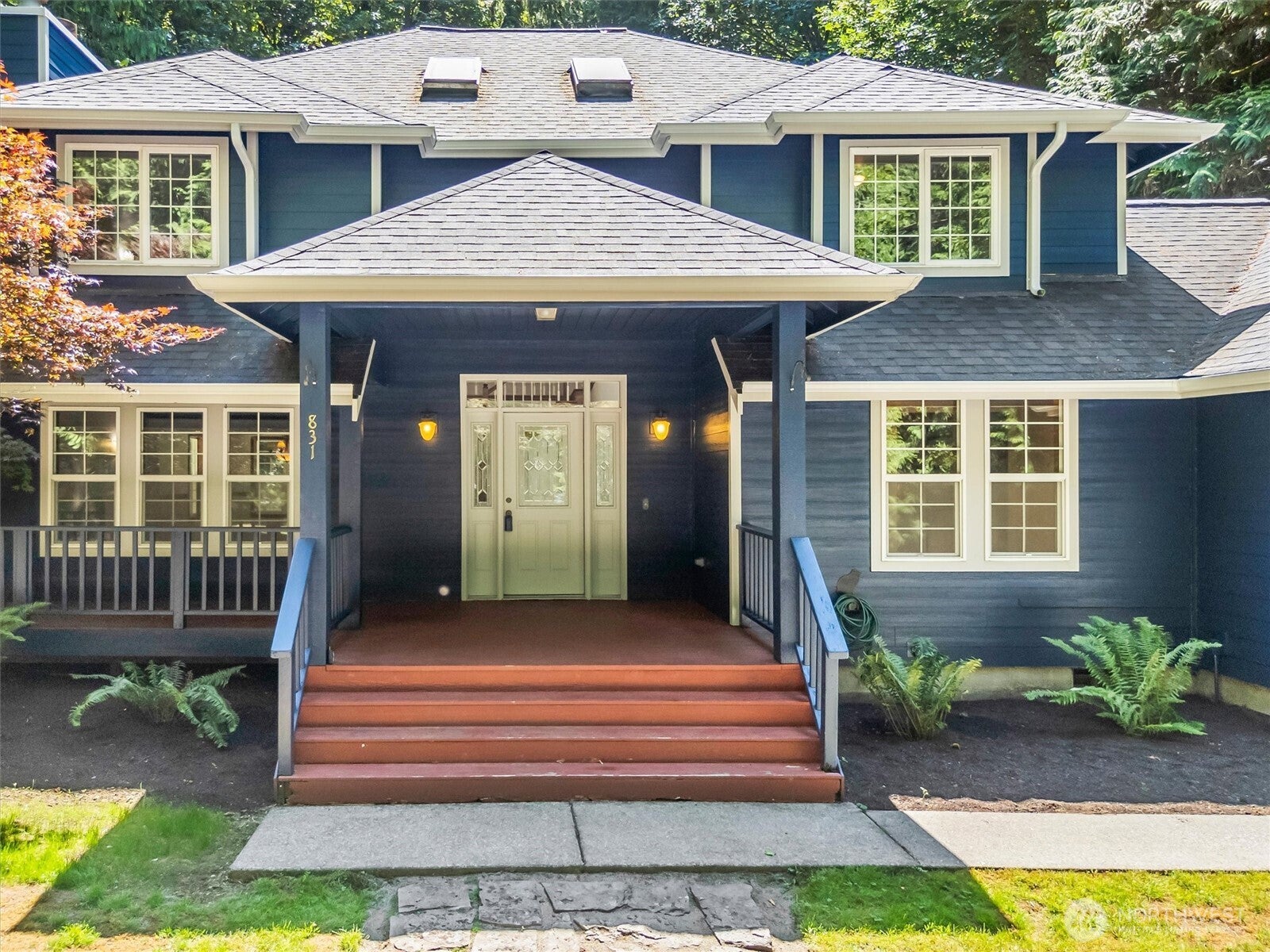 831 Reveille Street