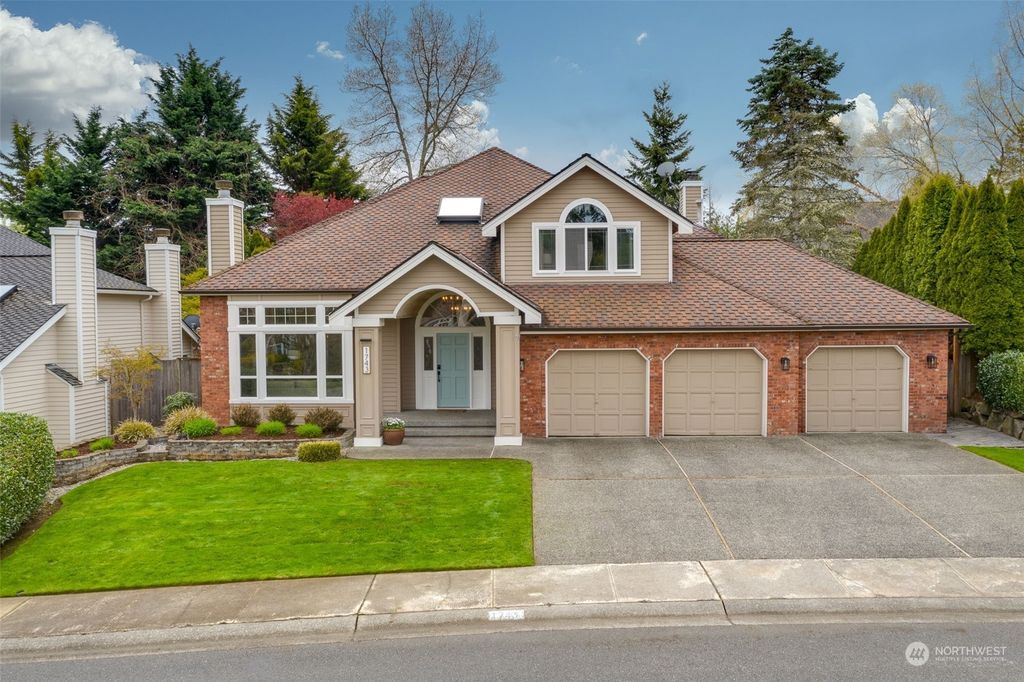 Photo of 1743 233rd Place NE, Sammamish, WA 98074 (MLS # 2203555)