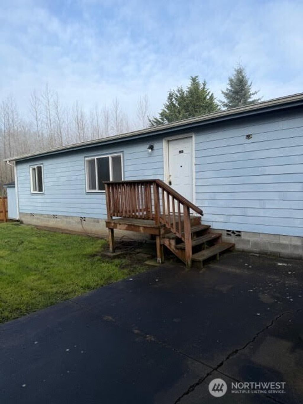 Photo of 1905 Honeysuckle Lane, Centralia, WA 98531 (MLS # 2503377)