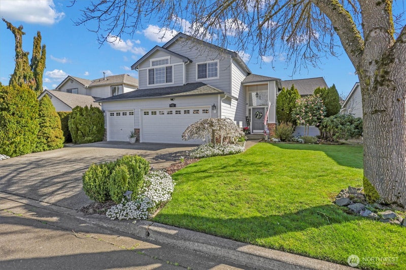 915 N Laurel Lane