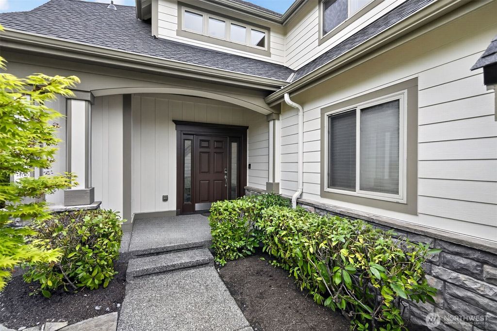 Photo of 1314 236th Place NE, Sammamish, WA 98074 (MLS # 2514922)