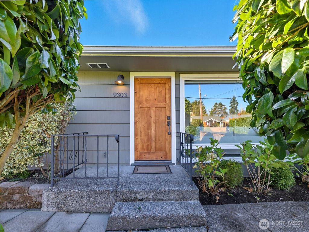 Photo of 9303 32nd Avenue SW, Seattle, WA 98126 (MLS # 2439335)