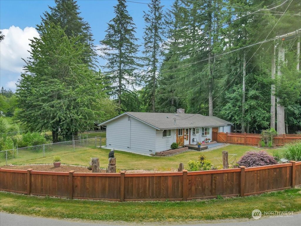 Photo of 28121 35th Avenue NE, Arlington, WA 98223 (MLS # 2267380)