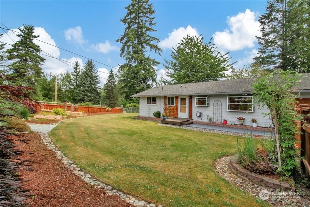 Photo of 28121 35th Avenue NE, Arlington, WA 98223 (MLS # 2267380)
