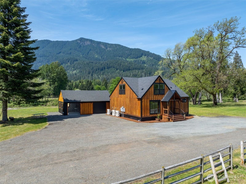 12087 US Highway 12