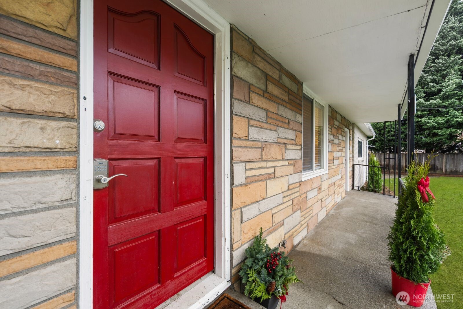 6306 S Bangor Street