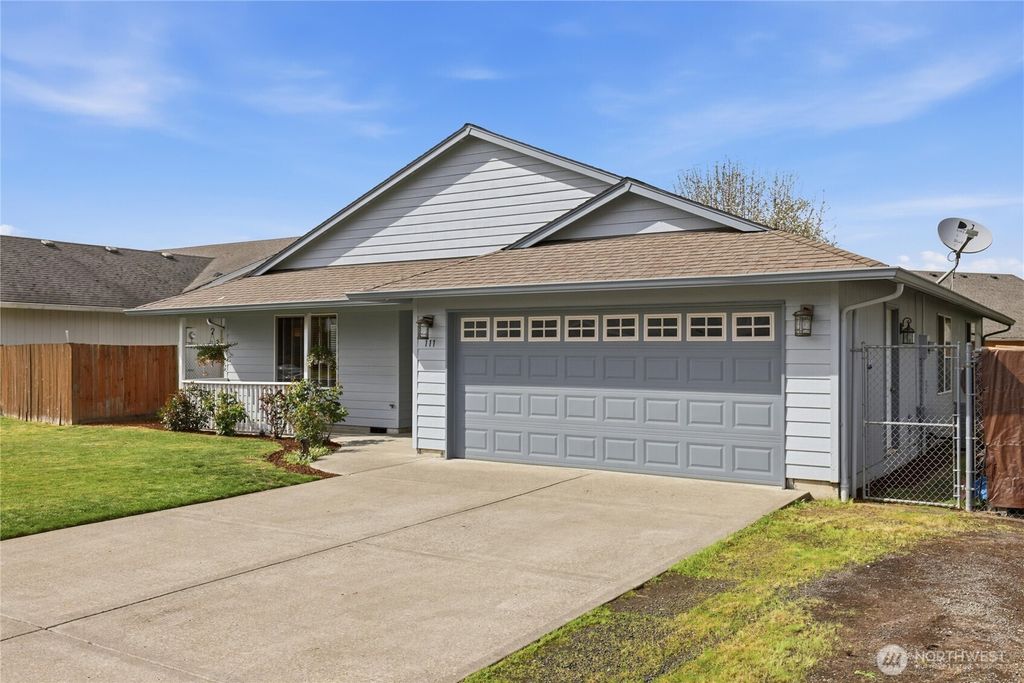 Photo of 111 Mission Road, Kelso, WA 98626 (MLS # 2509975)