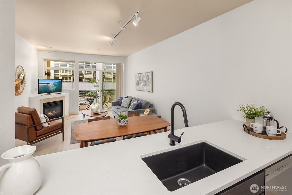 Photo of 300 110th Avenue NE #303, Bellevue, WA 98004 (MLS # 2391661)