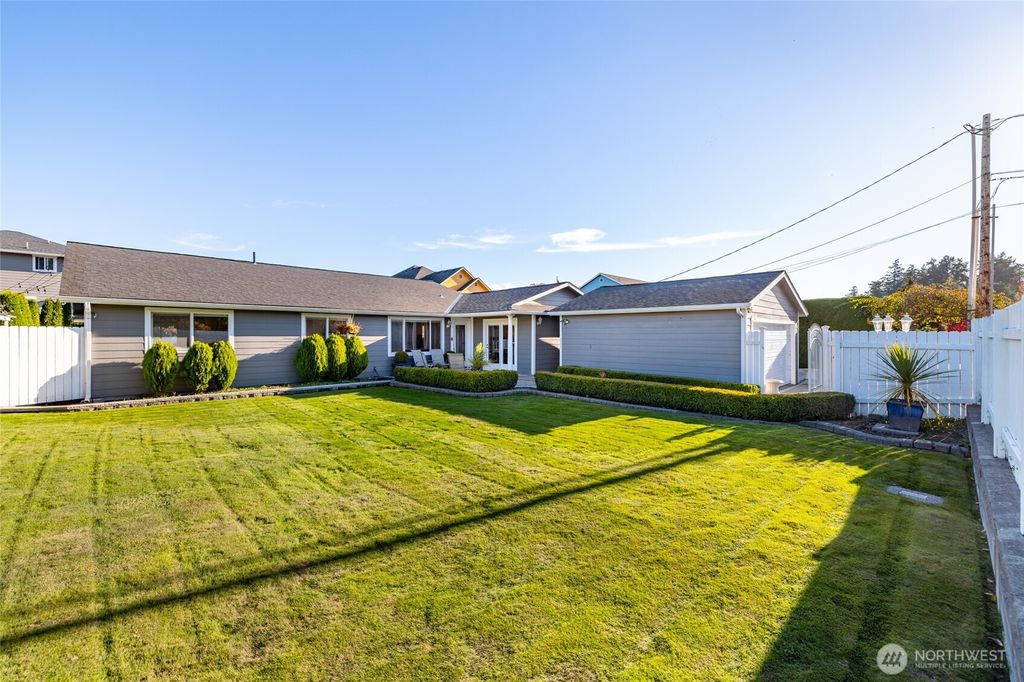 Photo of 733 Maple Avenue, La Conner, WA 98257 (MLS # 2489860)