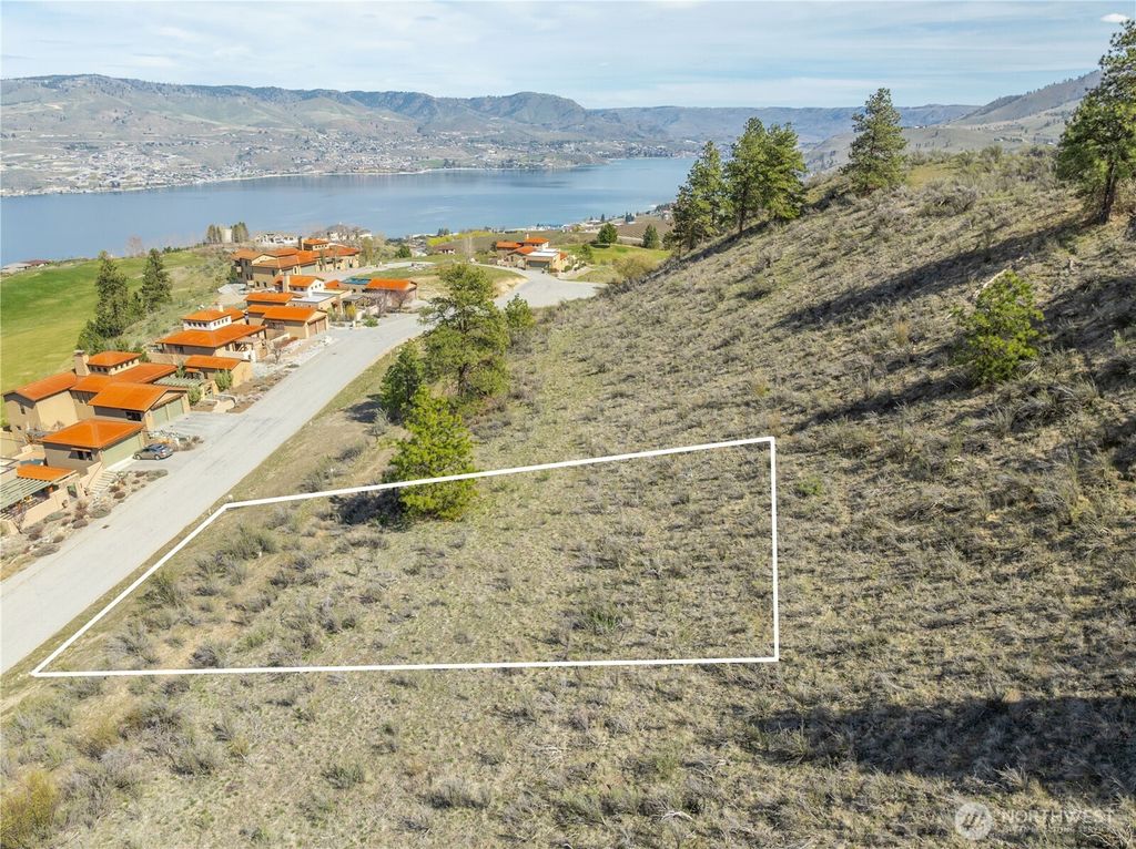 Photo of 221 Bandera Way, Chelan, WA 98816 (MLS # 2504816)