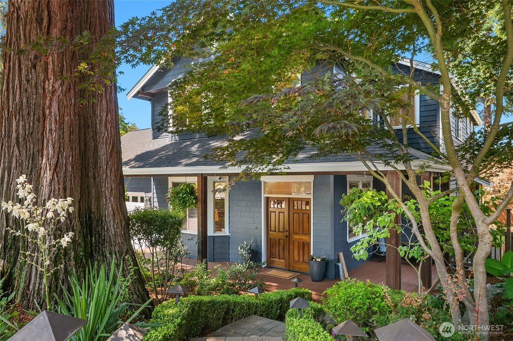 Photo of 7032 SE 20th Street, Mercer Island, WA 98040 (MLS # 2409988)