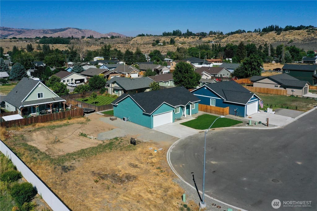 Photo of 707 Petra Court, Omak, WA 98841 (MLS # 2572941)