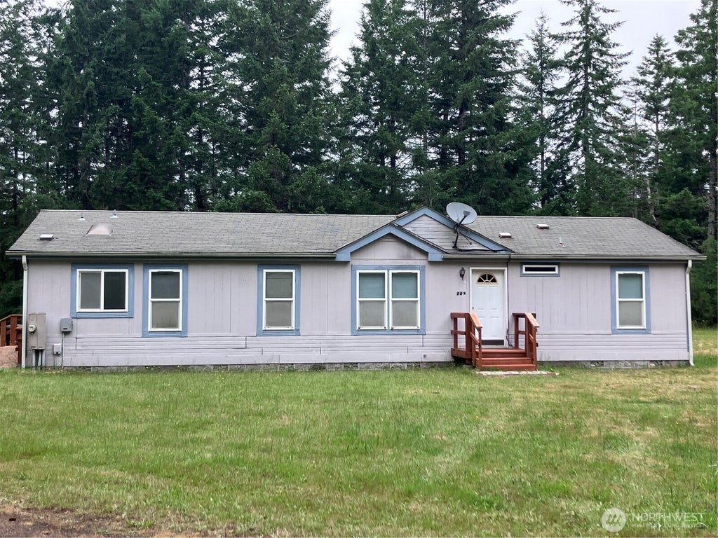 Photo of 20 W Bridlewood Court, Shelton, WA 98584 (MLS # 2544611)