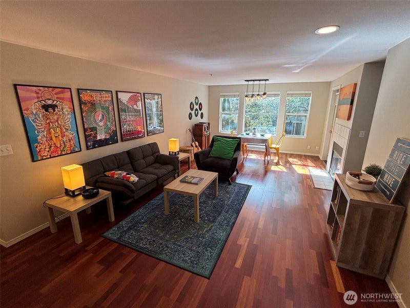 4421 249th Terrace SE 11-202