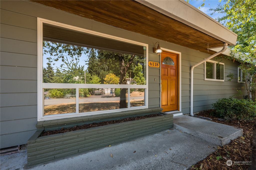Photo of 6118 173rd Place SW, Lynnwood, WA 98037 (MLS # 2142714)