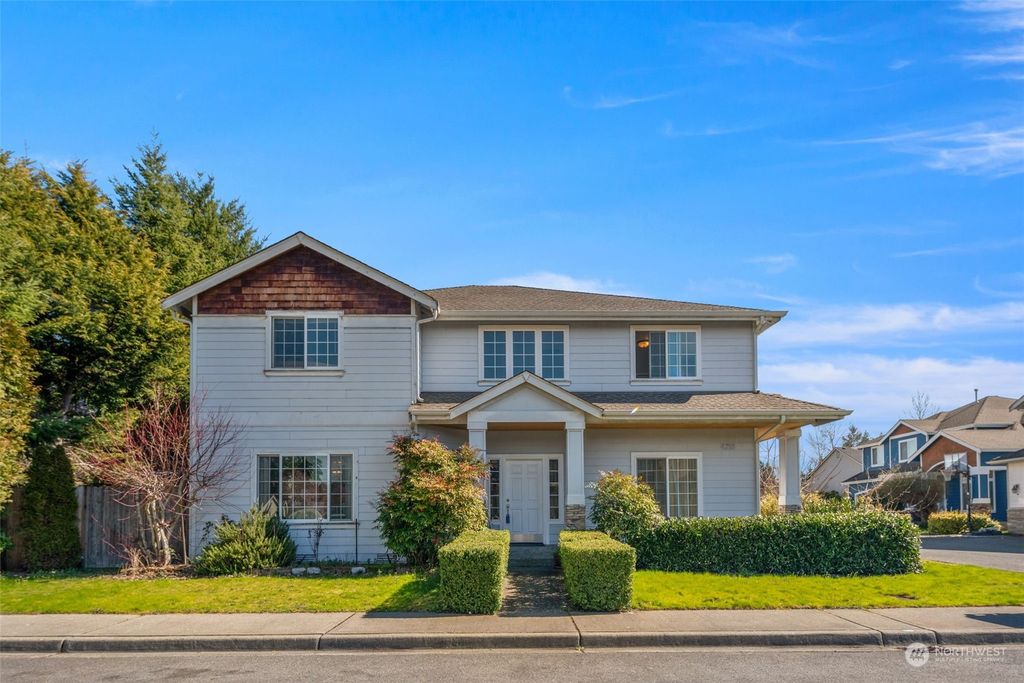 Photo of 4218 NE 9th Circle, Renton, WA 98059 (MLS # 2192978)
