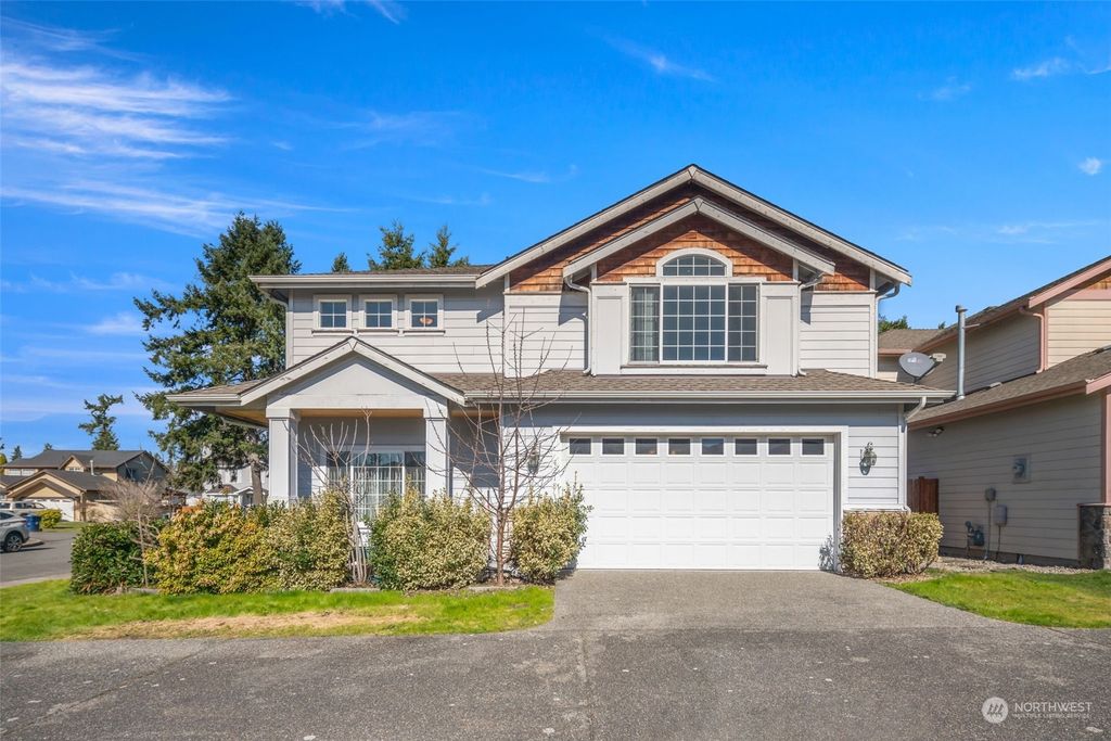 Photo of 4218 NE 9th Circle, Renton, WA 98059 (MLS # 2192978)