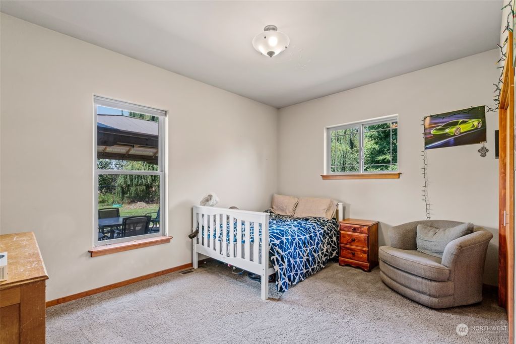 listing image 9366846124841097117