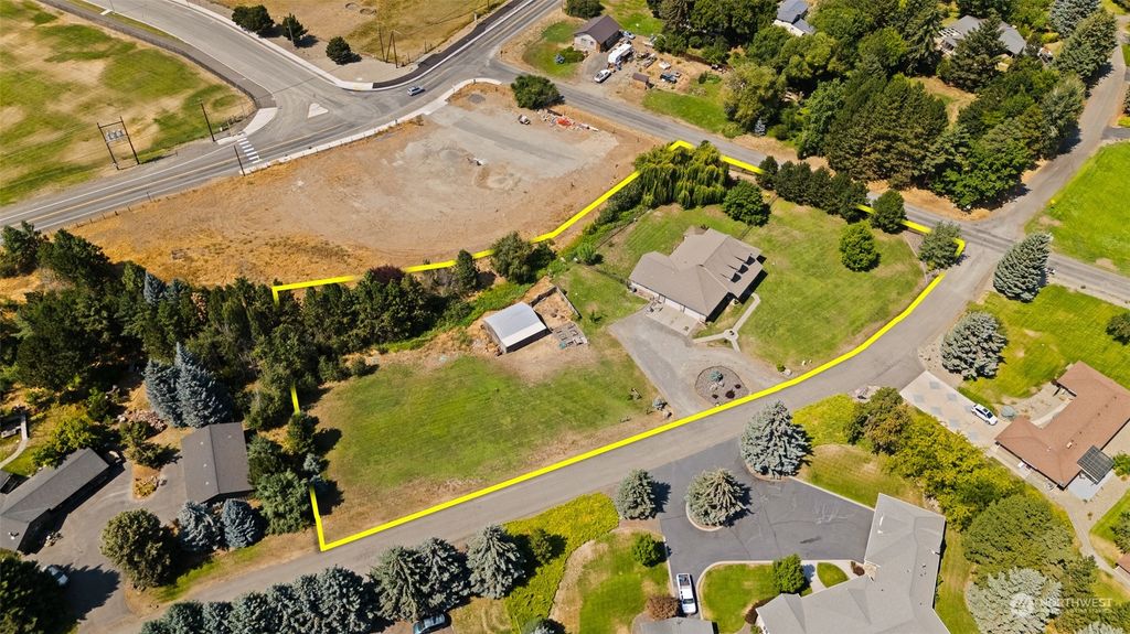 listing image 9365411869931082506