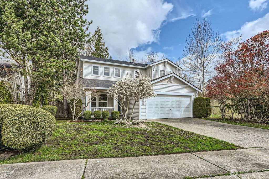Photo of 24258 SE 9th Street, Sammamish, WA 98075 (MLS # 2357283)