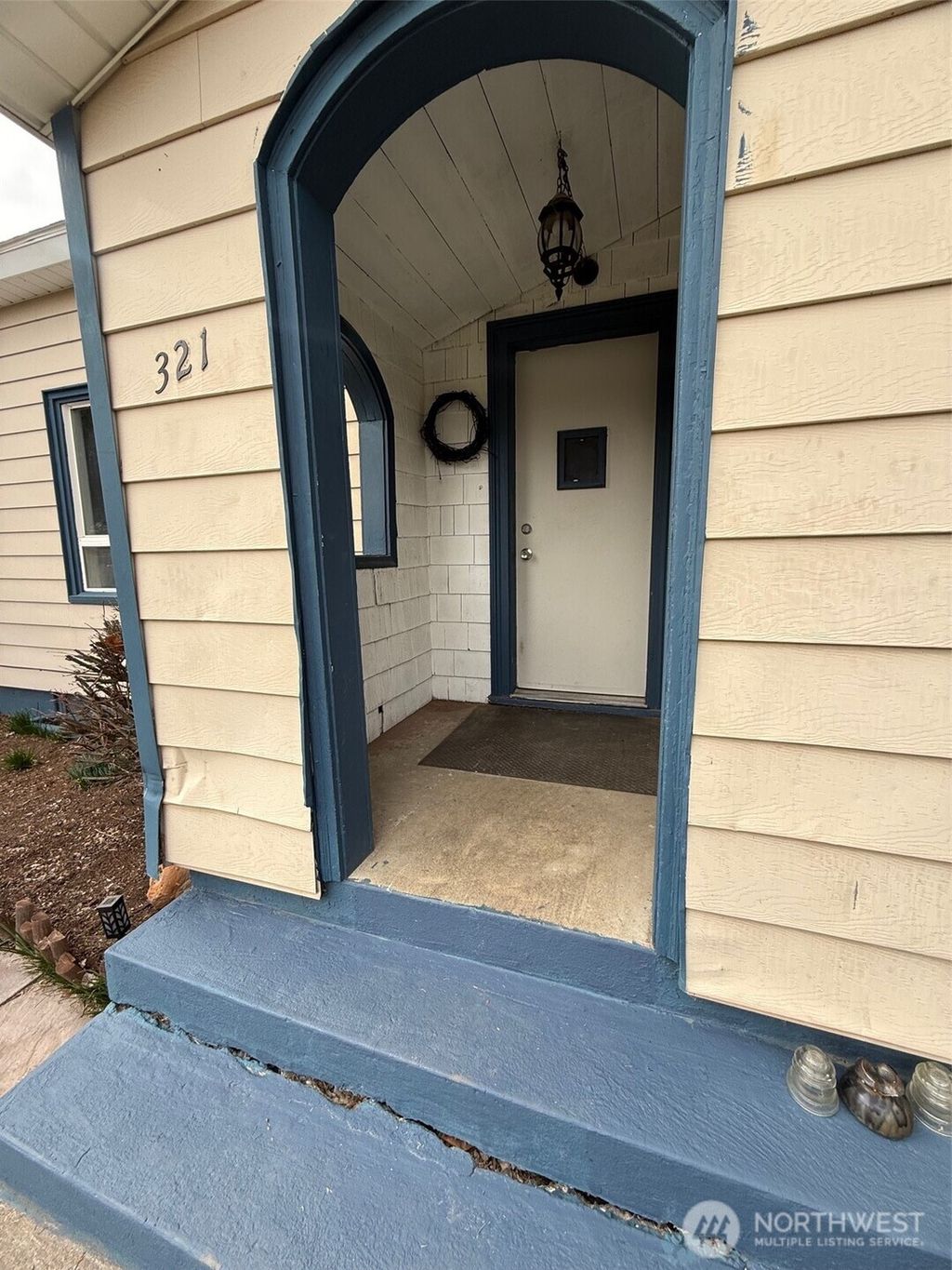 Photo of 321 E Oak Street, Walla Walla, WA 99362 (MLS # 2470719)