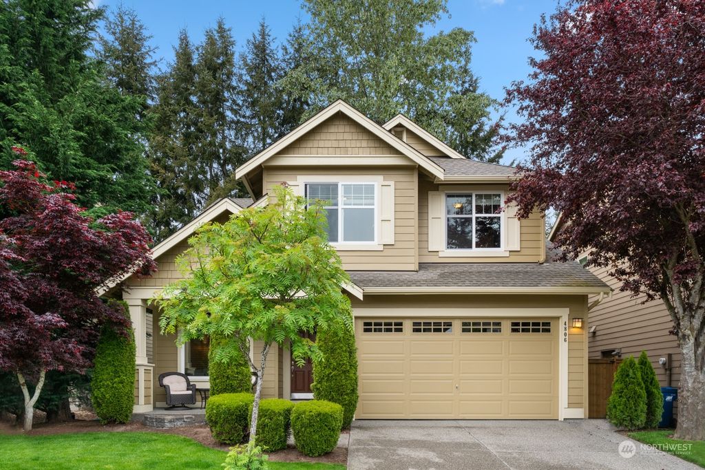 Photo of 4806 NE 3rd Place, Renton, WA 98059 (MLS # 2004482)