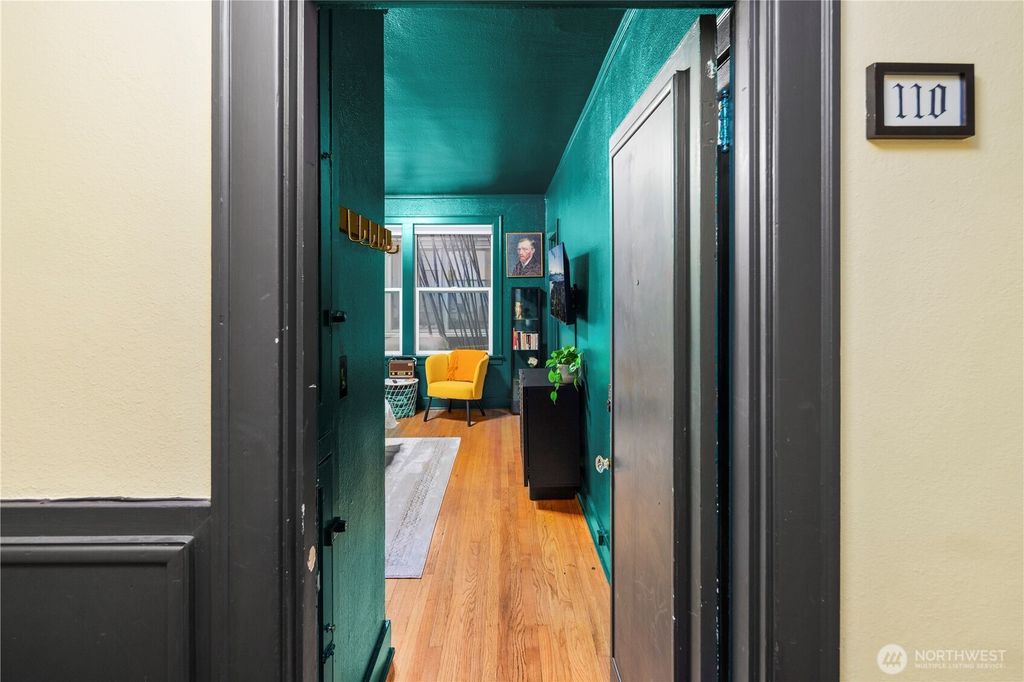 Photo of 905 NE 43rd Avenue #110, Seattle, WA 98105 (MLS # 2374817)