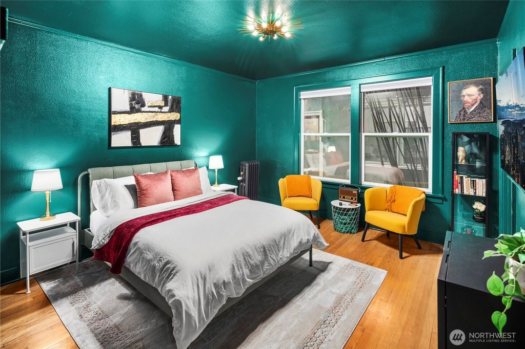 Photo of 905 NE 43rd Avenue #110, Seattle, WA 98105 (MLS # 2374817)