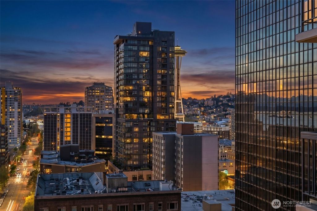 Photo of 2100 3rd Avenue #1702, Seattle, WA 98121 (MLS # 2527304)