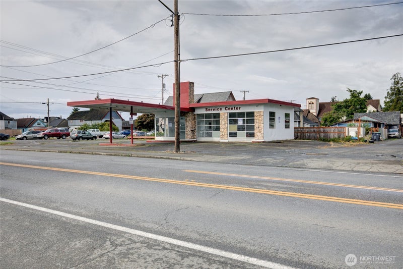 301 Lincoln Street