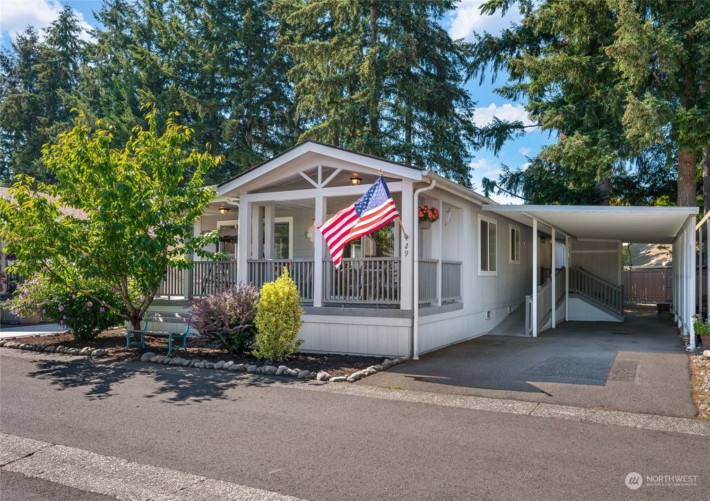 Photo of 18425 NE 95th Street #29, Redmond, WA 98052 (MLS # 2287175)