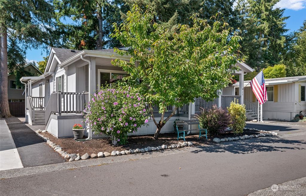 Photo of 18425 NE 95th Street #29, Redmond, WA 98052 (MLS # 2287175)