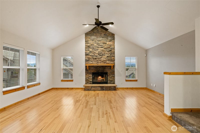 231 Clearwater Loop 1