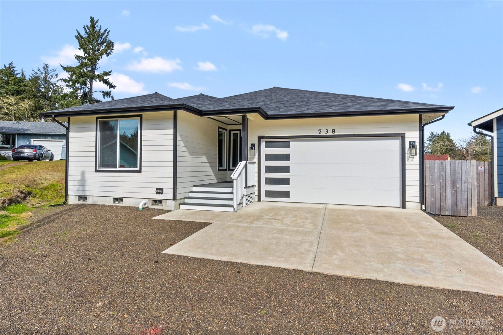 738 Gadwell Court SE